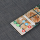 Imagen para el artículo titulado Tranquilo, no es un pixel muerto: ese puntito en el Note 10 es un sensor que solo se ve cuando llamas